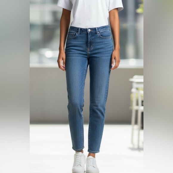 American eagle Denim - American Eagle Jeans 90’s Straight women’s 00 Short